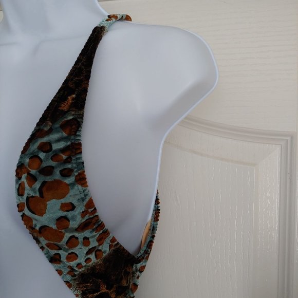 Magic Bikini Leopard Velvet One Piece Suit - Picture 6 of 12